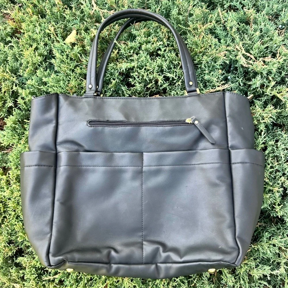 Petunia Pickle Bottom City Carryall Tote Black Faux Leather Diaper Bag